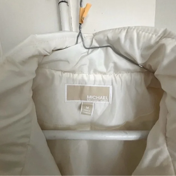 Michael Kors White/Cream Quilted Vest - Picture 4 of 4